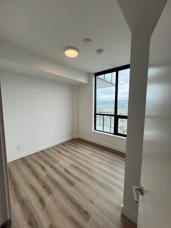 Building Photo - 1488 Bertram St