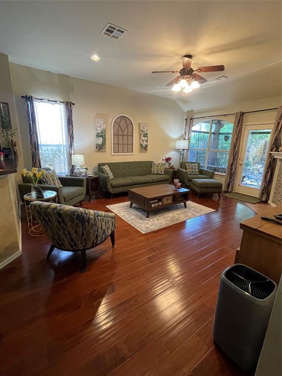 Foto del edificio - 733 Crane Canyon Pl