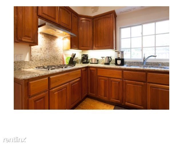 Building Photo - 1 br, 2.5 bath House - 822 Villa Rosa Pl