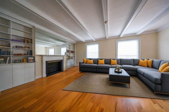 Foto del edificio - 1712 Beacon St