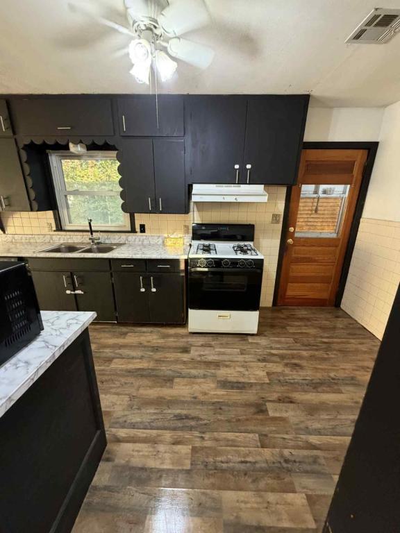 Foto del edificio - 910 N 14th St