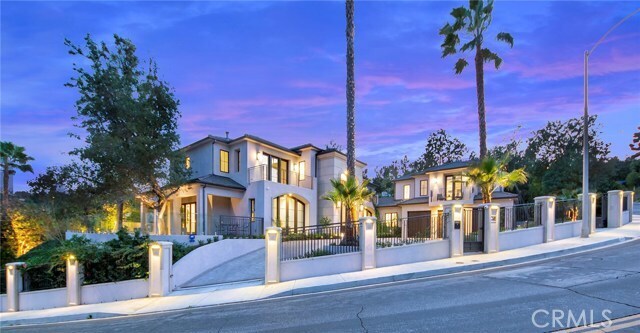 Building Photo - 16818 Encino Hills Dr