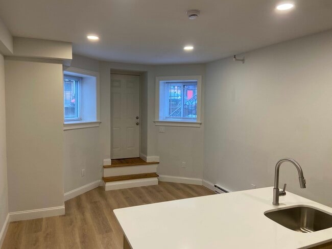 Foto del edificio - 529 Beacon St