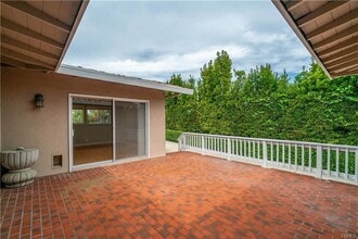 Building Photo - 43 Coronel Plaza