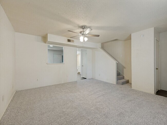 Building Photo - 1410 Arvel Cir
