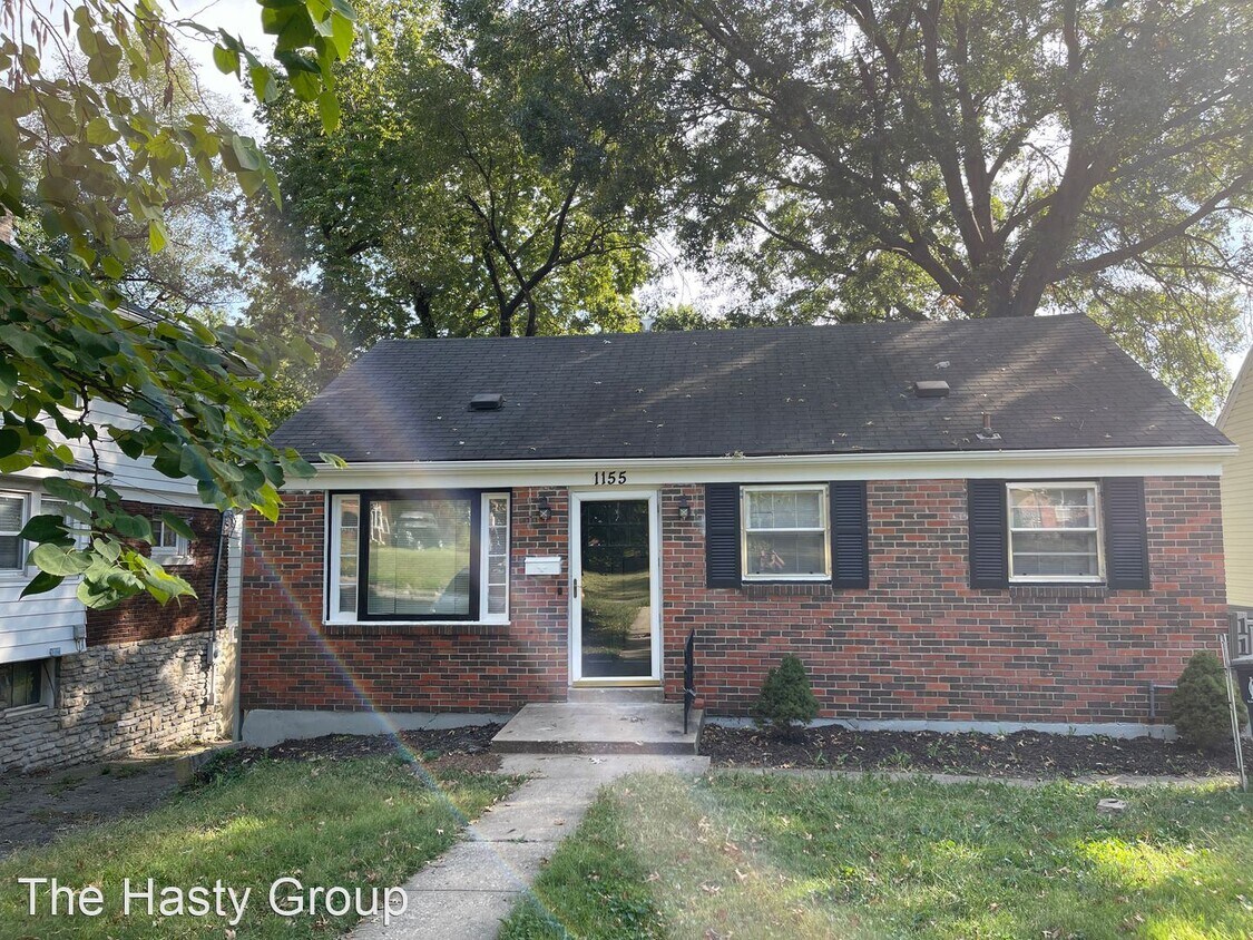 Primary Photo - 2 br, 1 bath House - 1155 E 75th Ter