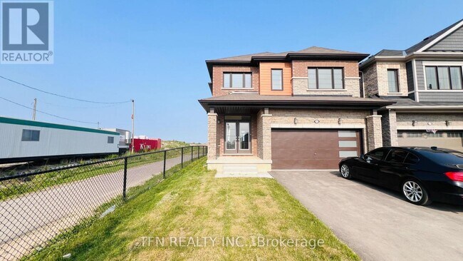 Photo du bâtiment - 370 Barker Pkwy