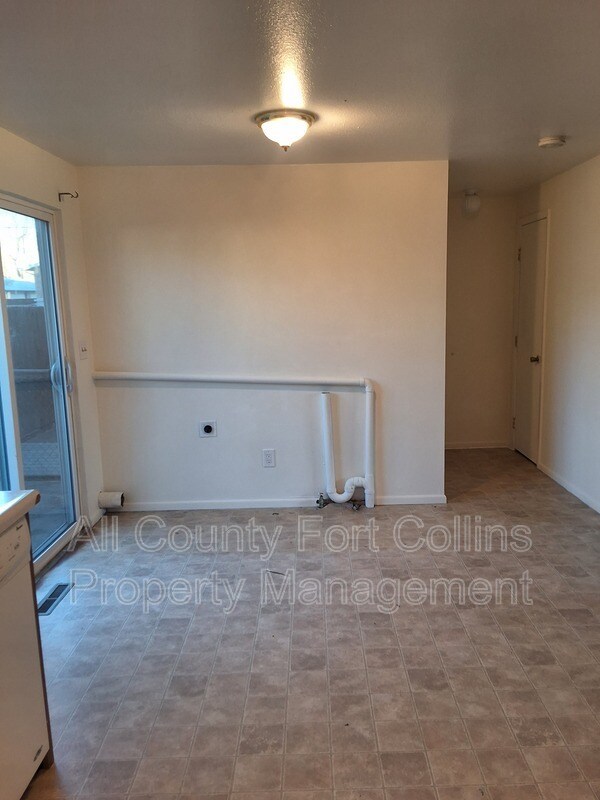 Foto del edificio - 1403 E 7th St