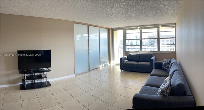 Foto del edificio - 251 174th St