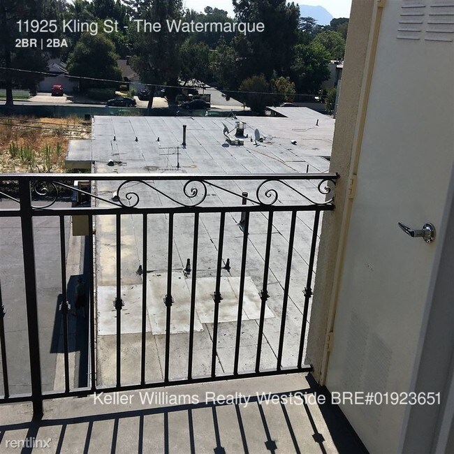 Building Photo - 11925 Kling St
