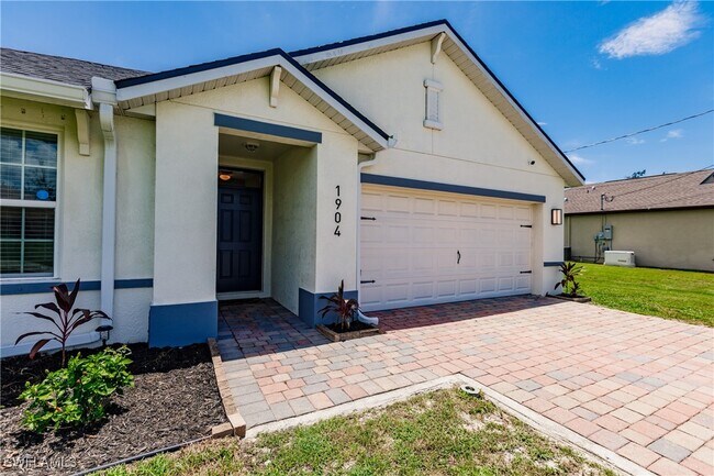 Foto del edificio - 1904 SW 10th Terrace