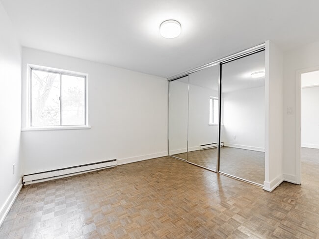 Building Photo - 1903 Bayview Avenue