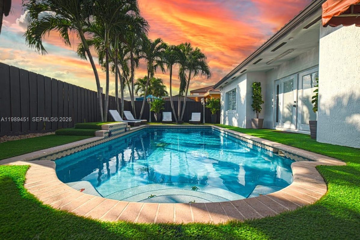 Foto del edificio - 10254 SW 227th St