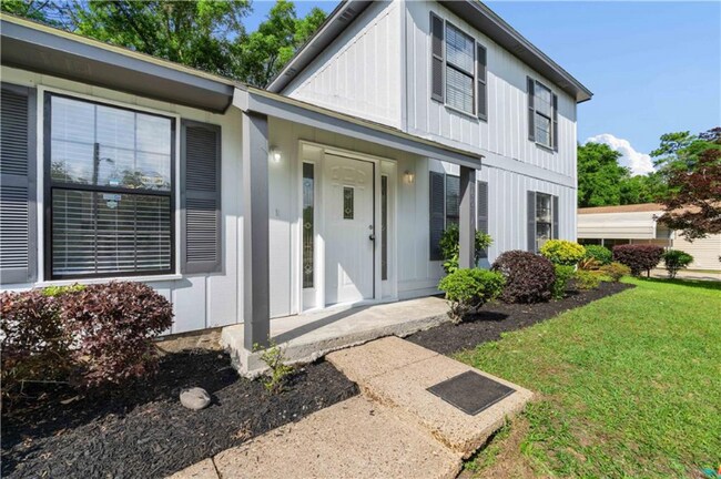 Building Photo - 6017 Mission Hills Ct