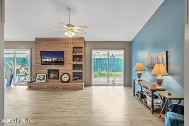 Building Photo - 3 br, 2 bath House - 8034 Weather Vane Dr