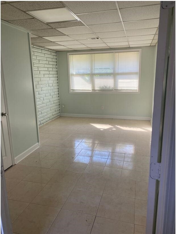Building Photo - 688 Plainville Dr SW