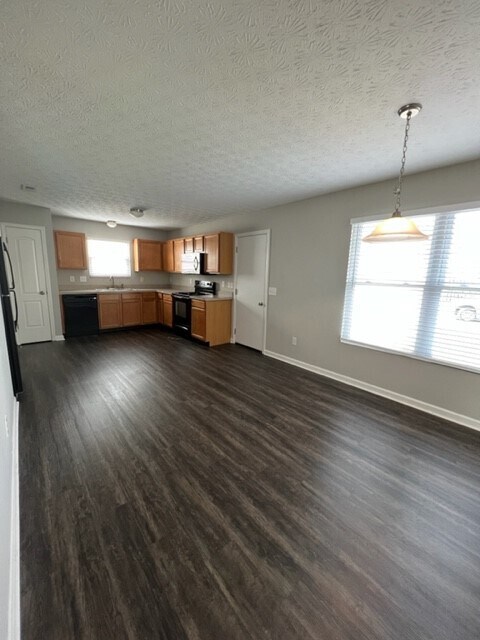 Foto del edificio - 9335 Polaris Green Dr