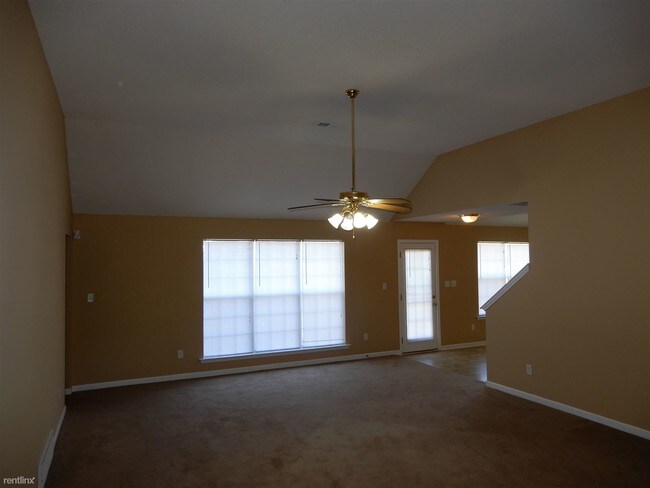 Building Photo - 11230 Memphis Arlington Rd
