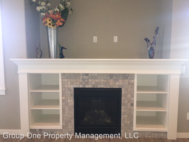 Building Photo - 4 br, 2.5 bath House - 73 N. Caracaras Way