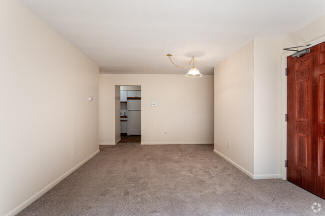 1BR, 1BA - 529 SF - Towne Estates