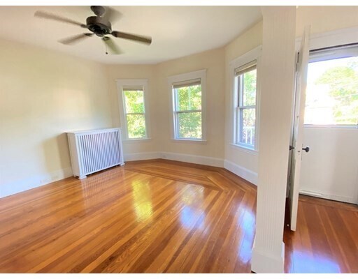 Foto del edificio - 229 White St