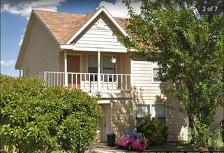 Building Photo - 1205 Dawson Cir
