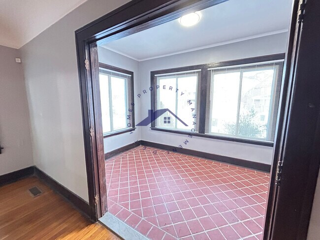 Building Photo - 3875 Garland St