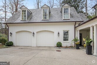 Building Photo - 506 Argonne Dr NW