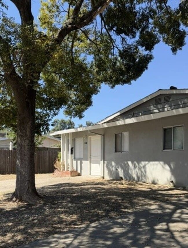 Building Photo - 8211 Cordelia Cir