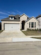 Building Photo - 148 Breeds Hl Rd