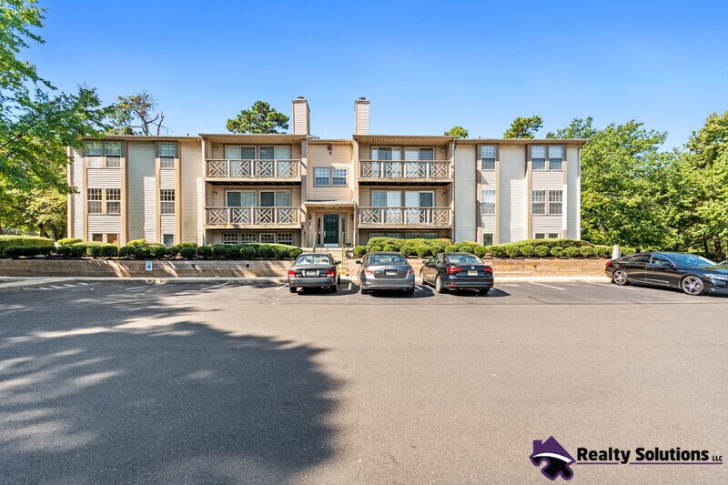 6 Cranberry Ct, Evesham, NJ 08053 House for Rent in Evesham, NJ