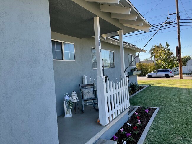 Front porch - 800 Tropicana Way