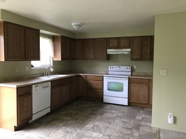 Foto del edificio - 3bd 1.5 ba in Tri City -