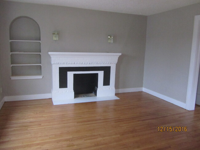 Foto del edificio - Nice Duplex for Rent close to Midtown - Pl...