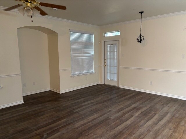 Foto del edificio - Waxahachie Village Apartments Condominiums