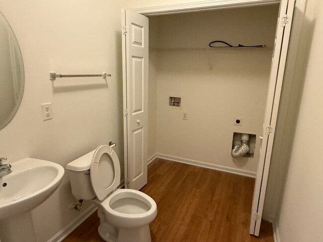 Foto del edificio - 7167 Somerset Springs Dr