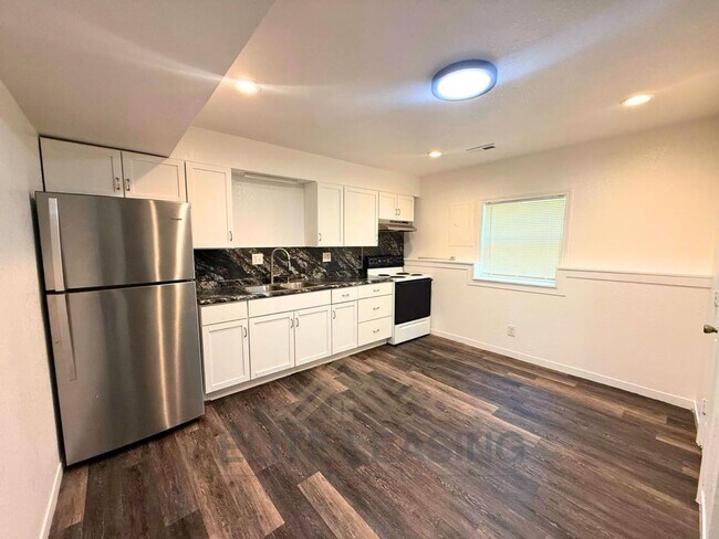 Foto del edificio - 2810 SE Monroe St