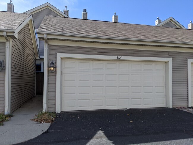 Foto del edificio - 365 Bradbury Ln