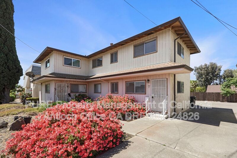 Foto principal - 908 Minaker Dr