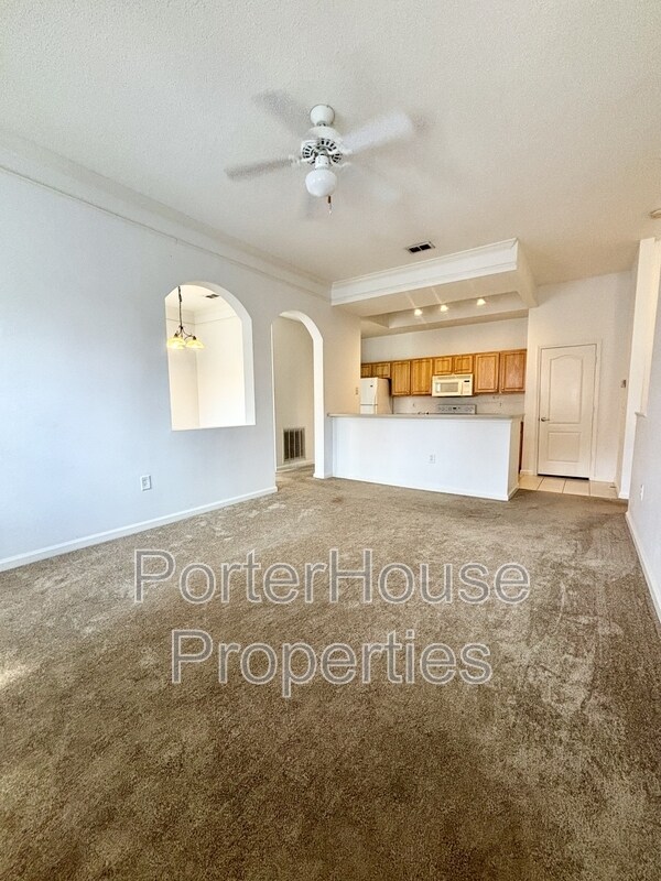 Foto del edificio - 12107 Poppy Field Ln
