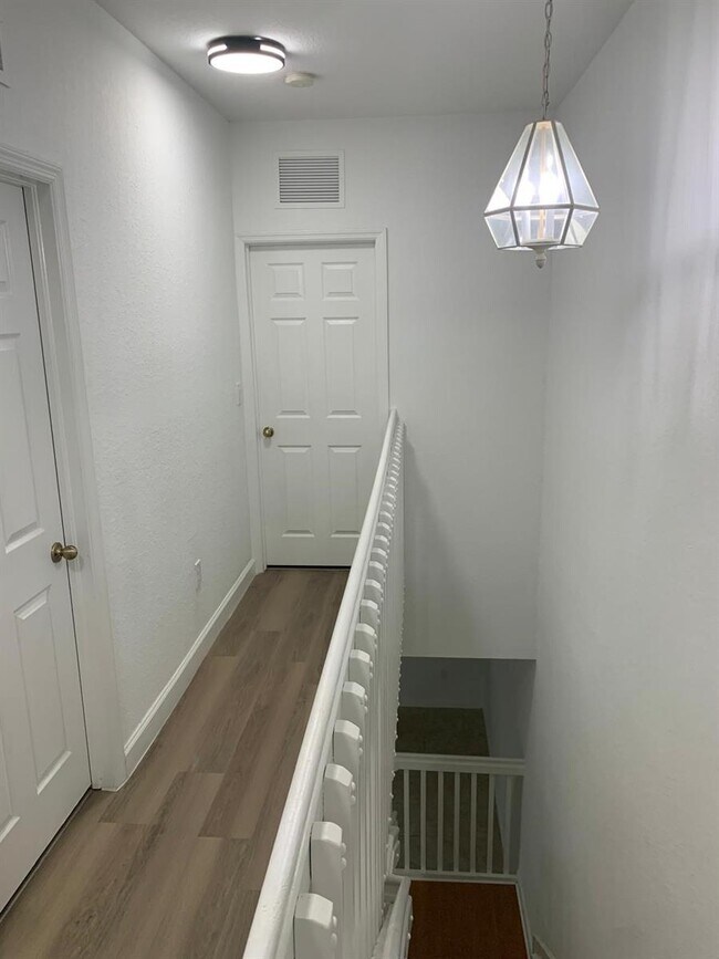 Foto del edificio - 3390 NE 13th Cir Dr