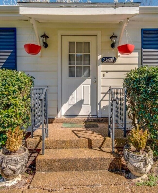 Photo - Easy walk to Vanderbilt University Apartment