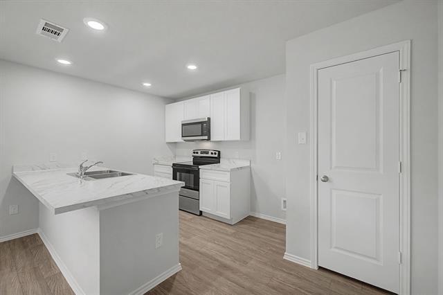 Foto del edificio - 213 Arbor Ct