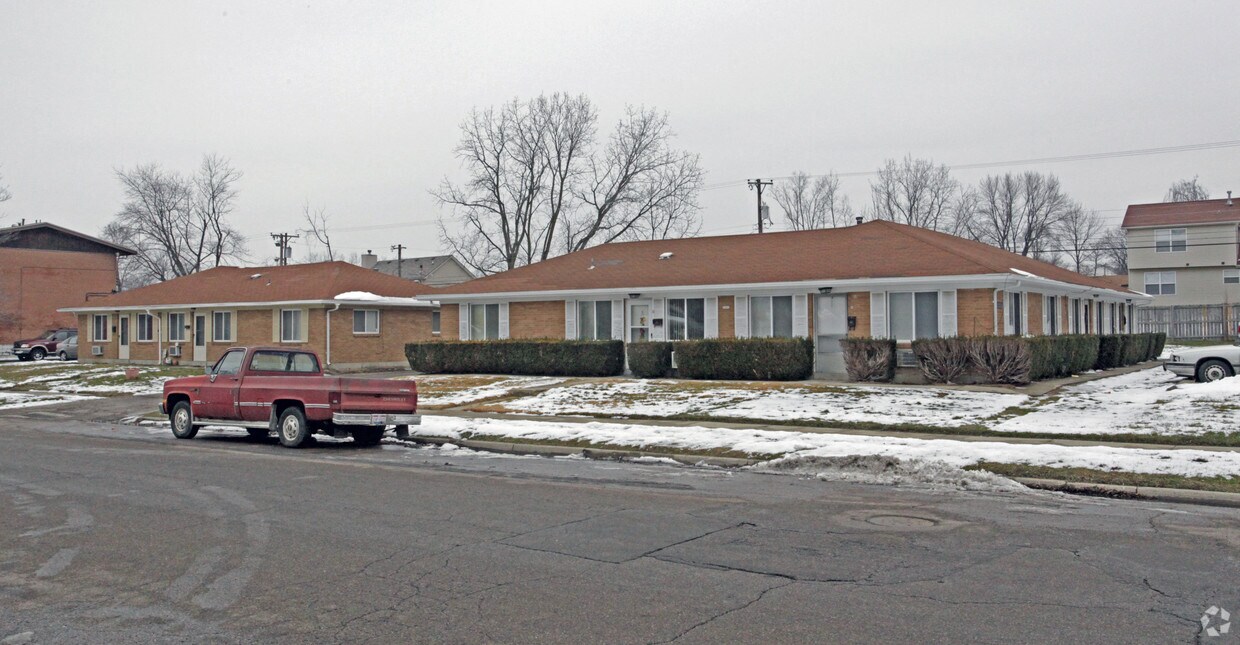 33813401 Valerie Arms Dr, Dayton, OH 45405 Apartments in Dayton, OH