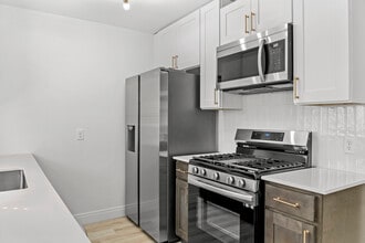 Encore Kitchen - Cadence of Newport