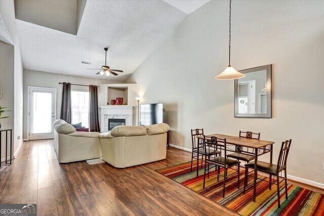 Foto del edificio - 3797 Brookwood Blvd