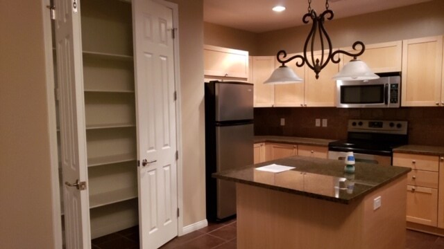 Kitchen - 2455 W Serene Ave