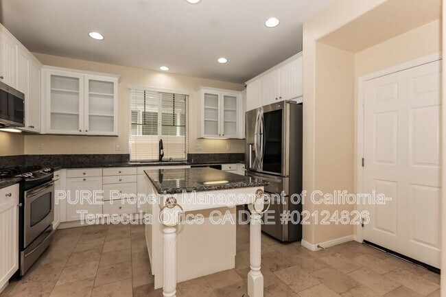 Foto del edificio - 40043 Ashville Ln