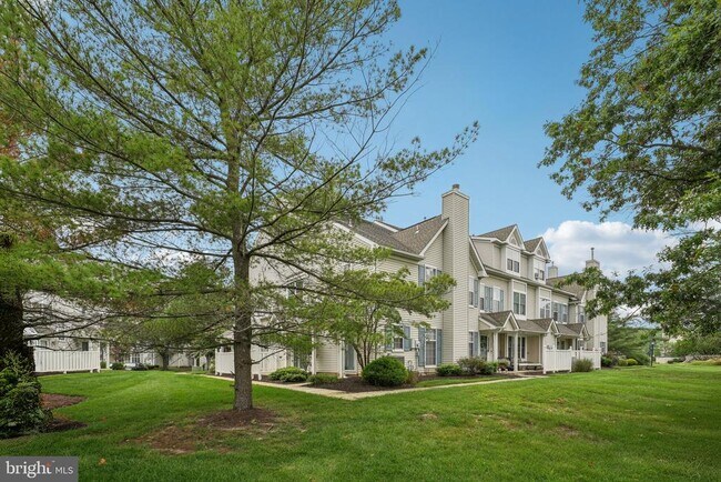 Foto del edificio - 505 Oliphant Ln