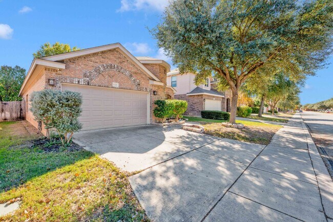 Foto del edificio - Beautifully Maintained Home in the Heart of Helotes